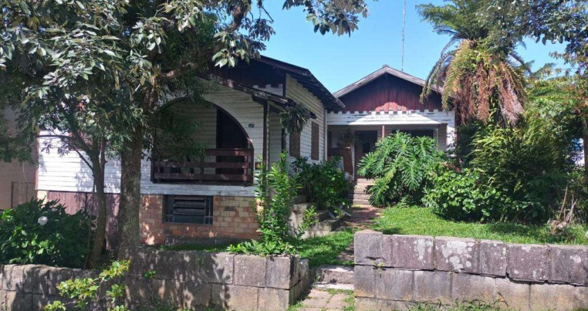 Casa 04 Dorm. à venda no Bairro Centro com 110 m² de área privativa