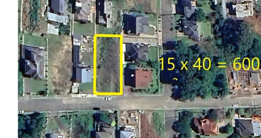 Terreno à venda no Bairro Vale das Colinas com 600 m² de área privativa