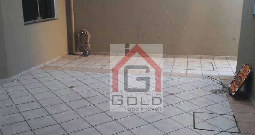 Sobrado com 4 dormitórios à venda, 180 m² por R$ 1.250.000,00 - Utinga - Santo André/SP