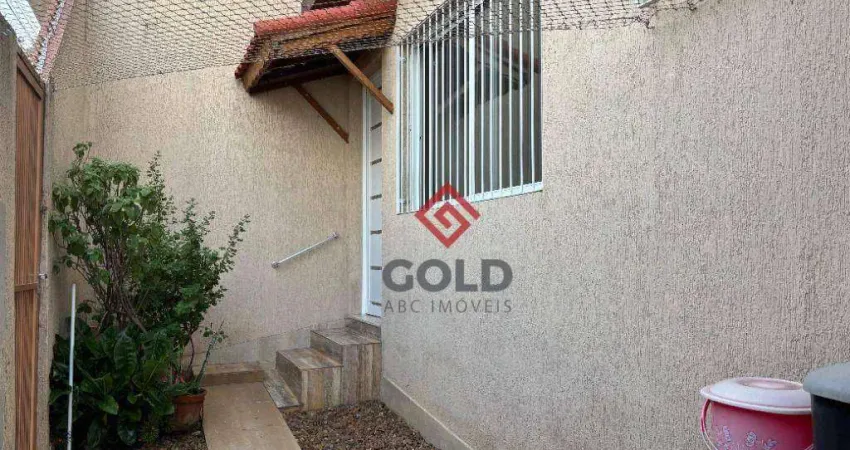 Sobrado com 3 dormitórios para alugar, 110 m² por R$ 3.140,00/mês - Vila Lucinda - Santo André/SP