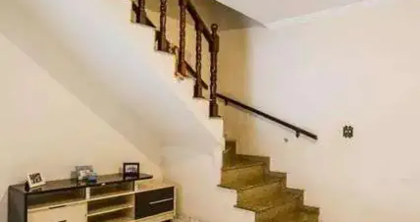 Sobrado com 3 dormitórios para alugar, 157 m² por R$ 3.790,00/mês - Vila Camilópolis - Santo André/SP