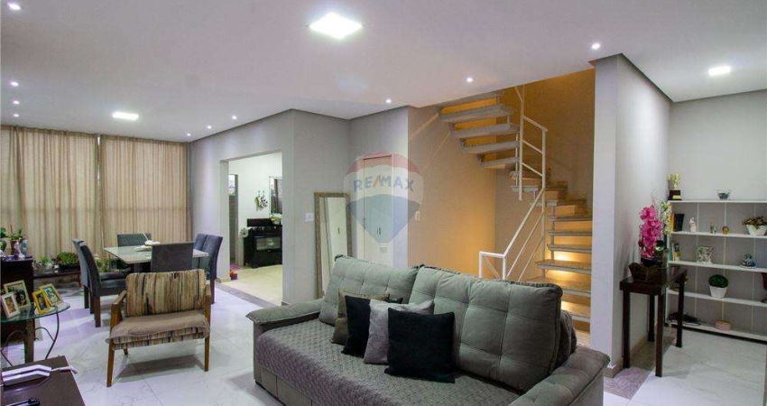 Casa à venda com 245m² em Condomínio Fechado no Parque Renato Maia - 03 Dormitórios | 04 vagas