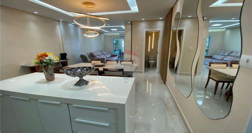 EXPLENDIDO APARTAMENTO MONGAGUÁ - DE FRENTE PARA O MAR