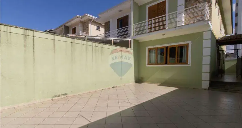 Casa com 3 quartos à venda na Rua Paraíba do Sul, 39, Vila Rosália, Guarulhos