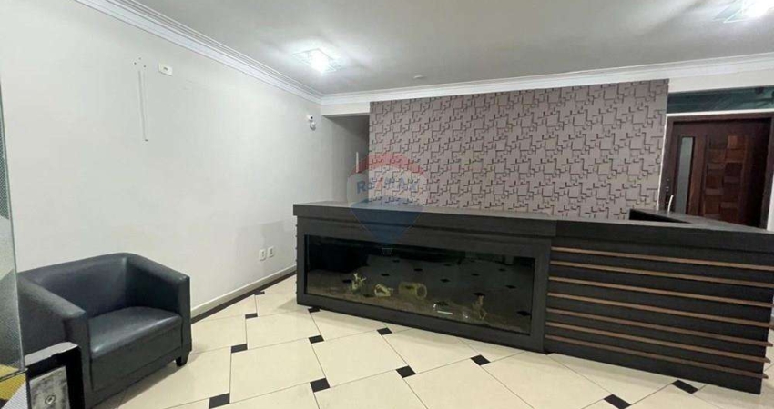 Prédio com 5 salas próximo ao Hospital São Luiz