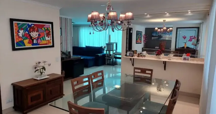 Linda Casa térrea no Bairro Jardim Social. Oportunidade