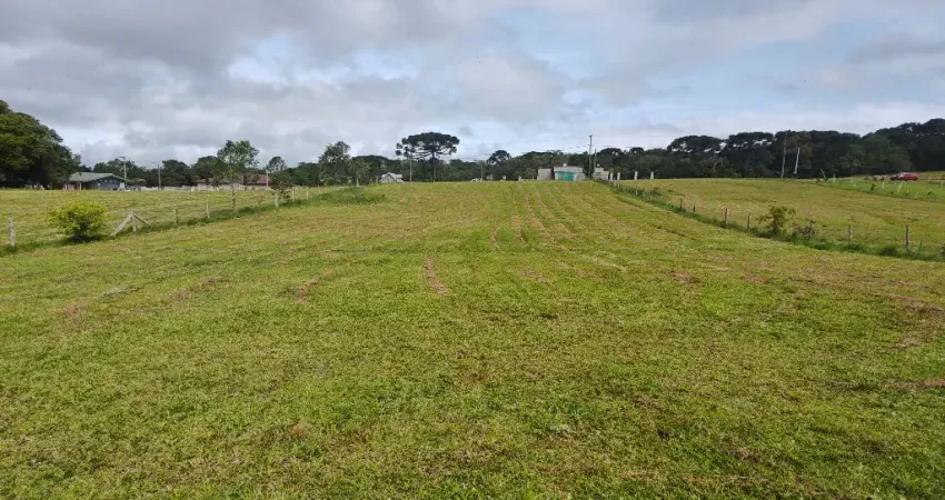 Belíssimo terreno em condomínio fechado com 2.900 m²