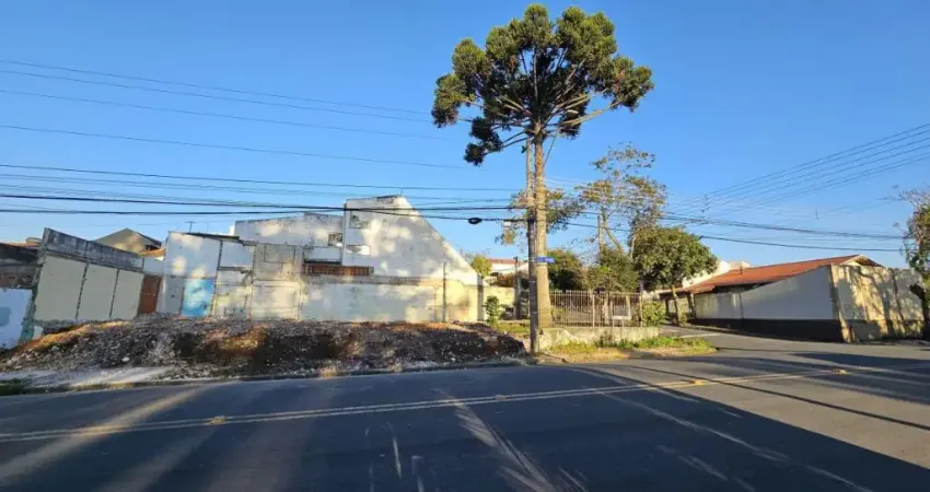 Belíssimo terreno no bairro Solar com Bairro Bacacheri