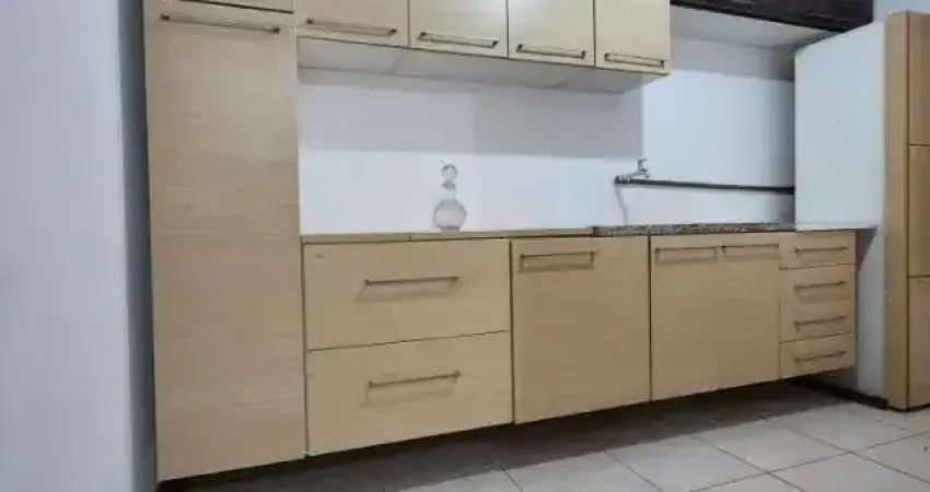 Casa em condomínio fechado com 2 quartos à venda na Rua Thereza Lopes Skroski, Santa Cândida, Curitiba