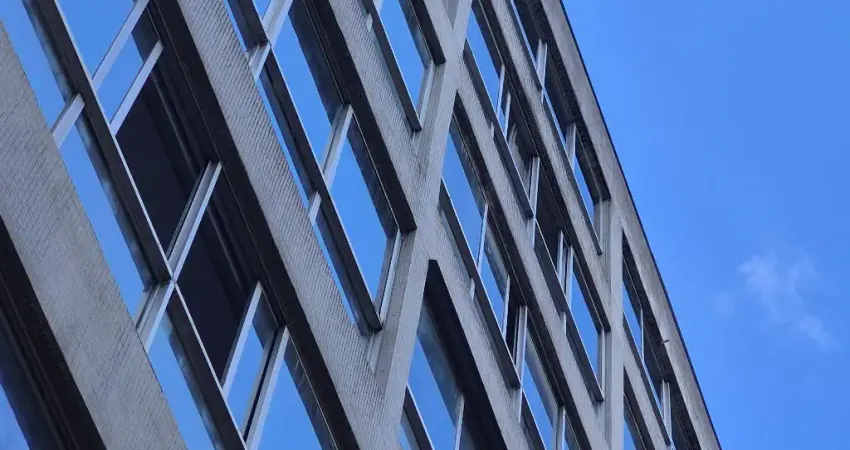 Lindo apartamento no centro de curitiba, perfeito para investimento ou moradia