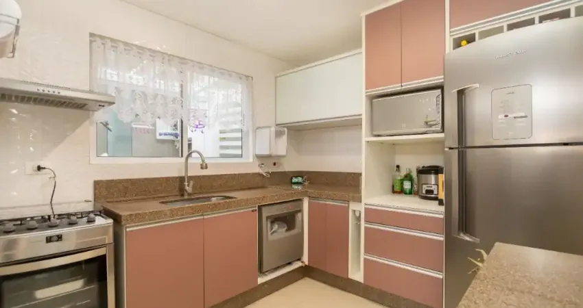 Sobrado em condomínio com 3 quartos 1 suíte2 vagas bairro uberaba