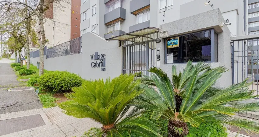 lindo apartamento no bairro Cabral com ahú 3 Quartos e 2 vagas