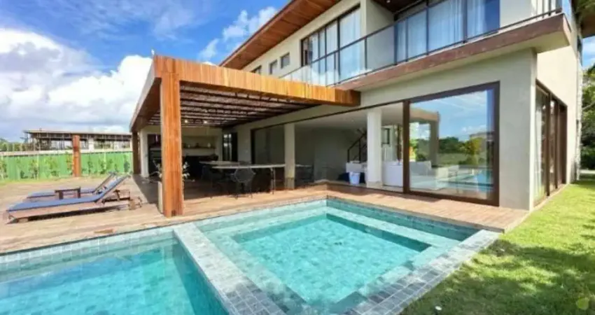 Casa de Luxo à Venda na Praia do Forte - 6 Quartos, 6 Suítes e Área de Lazer Completa!