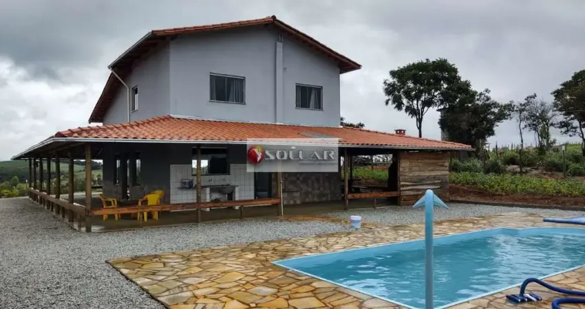 Fazenda com 2 salas à venda na Zona Rural, Itaguara 