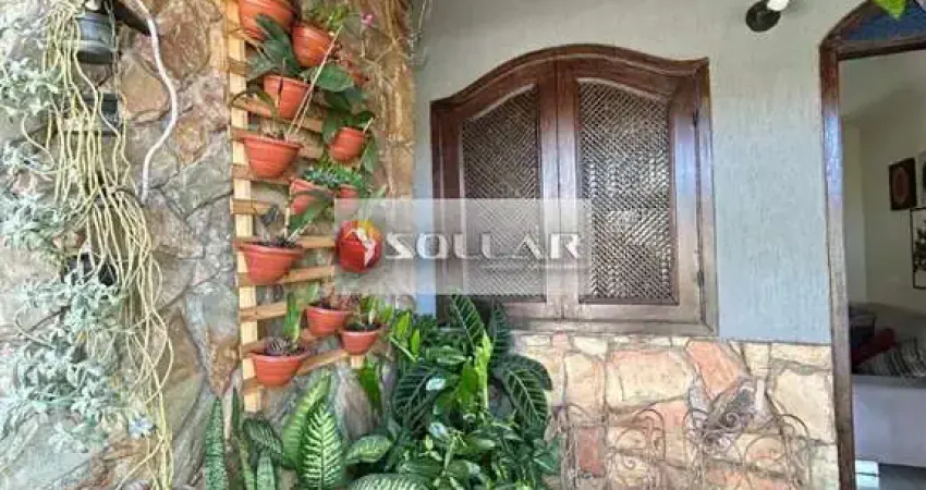 Casa com 5 quartos à venda na Vila Cloris, Belo Horizonte 