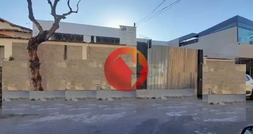 Casa com 3 quartos à venda no Planalto, Belo Horizonte