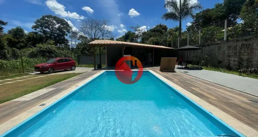 Chácara / sítio com 7 quartos à venda na CHICO MENDES, 1, Solar do Madeira, Contagem