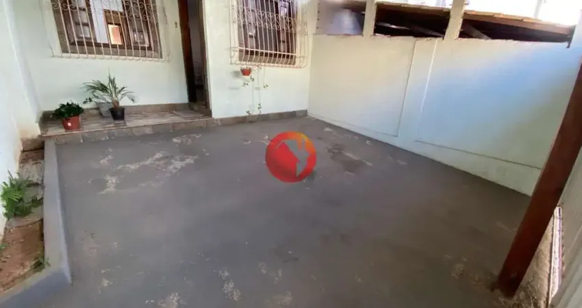 Casa com 2 quartos à venda na Benedito Nogueira Vilela, 48, Heliópolis, Belo Horizonte