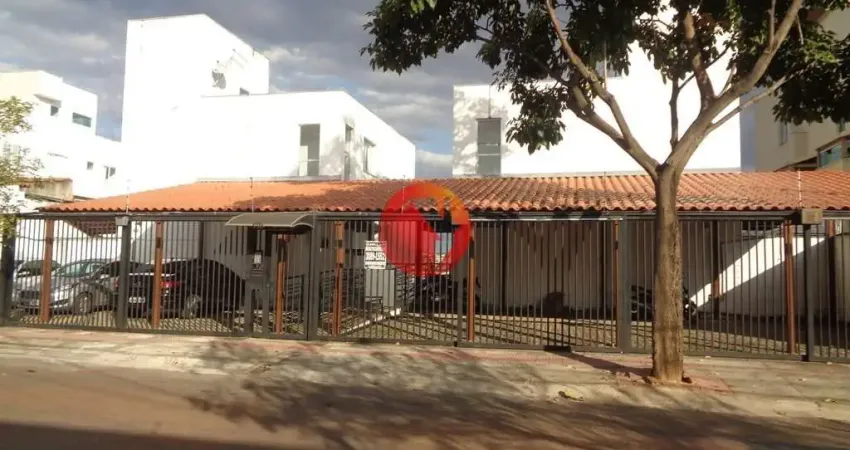 Casa em condomínio fechado com 2 quartos à venda na Rua Professor José Carvalho Lopes, 170, Planalto, Belo Horizonte