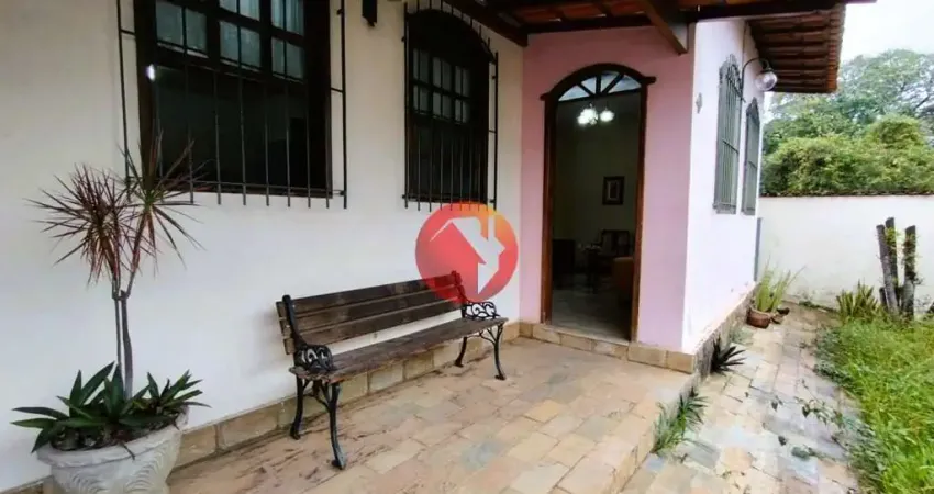 Casa com 4 quartos à venda na Rua Roberto Lúcio Aroeira, 30, Itapoã, Belo Horizonte