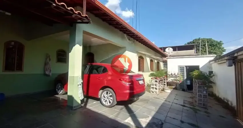 Casa com 5 quartos à venda na Santa Mônica, Belo Horizonte