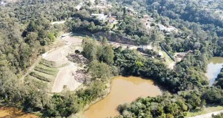 Terreno para Venda em Mairiporã, Rio abaixo, 1 dormitório, 1 suíte, 1 banheiro, 10 vagas