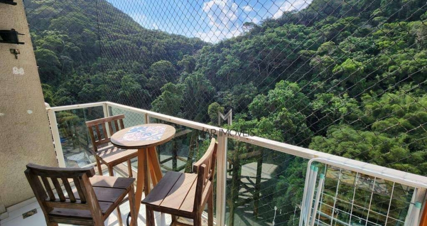 Apartamento em excelente localização no centro da praia das Pitangueiras no Guarujá!