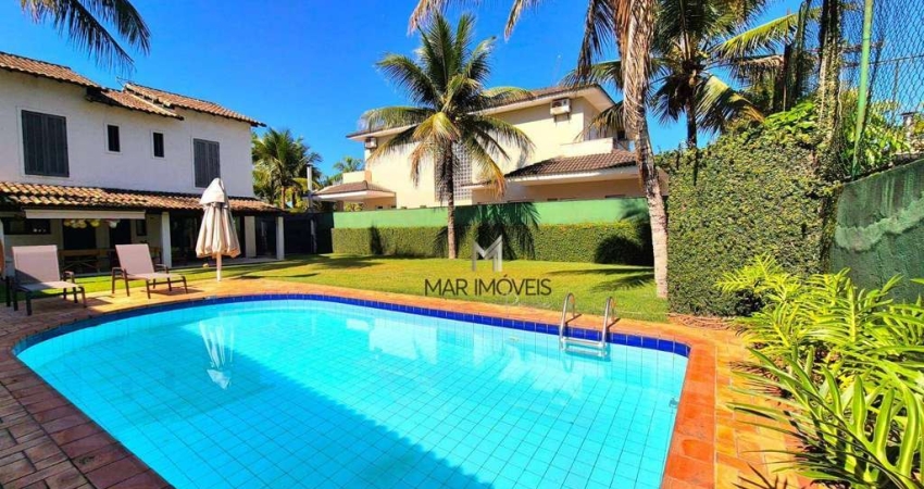 Casa em condomínio fechado na região da praia de Pernambuco no Guarujá!