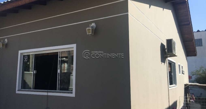 Casa com 3 quartos à venda na Rua Olegário da Silva Ramos, 675, Capoeiras, Florianópolis