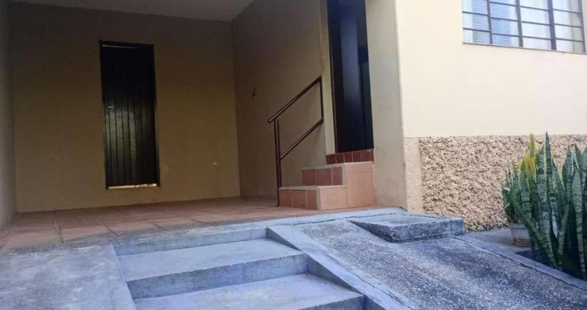 Casa para Venda em Itu, Vila Santa Rosa, 2 dormitórios, 1 banheiro, 2 vagas
