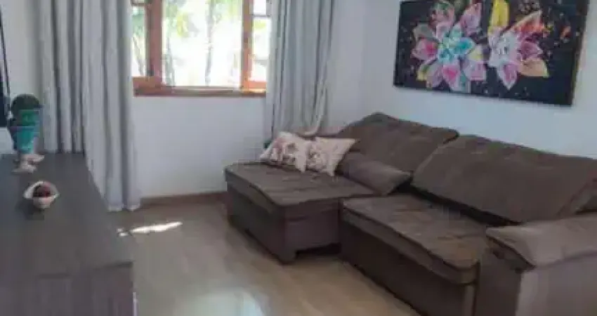 Casa para Venda em Itu, Presidente Médice, 3 dormitórios, 1 suíte, 2 banheiros, 2 vagas