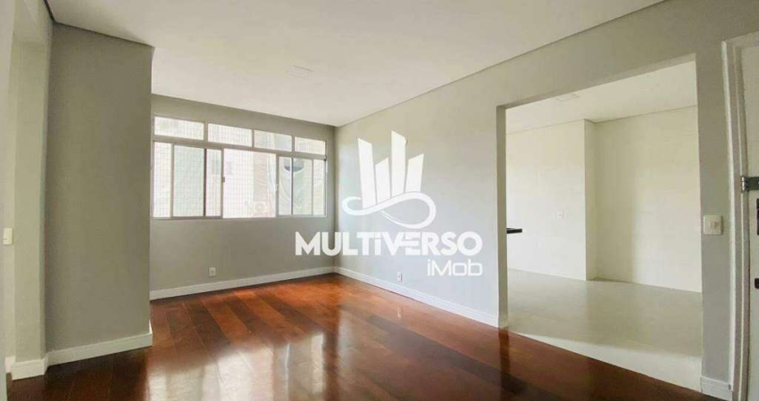 Apartamento 2 dormitórios + dependência completa no Campo Grande em Santos
