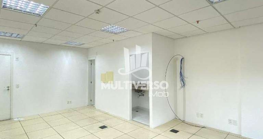 Sala comercial à venda no Valongo, Santos 