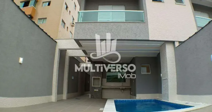 Sobrado Novo com 3 suítes e Sala 2 Ambientes - Piscina e Espaço Gourmet