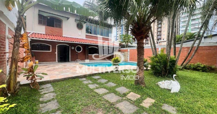 Sobrado 3 dorm à Venda no Balneário Florida - 100m da Praia com Piscina!