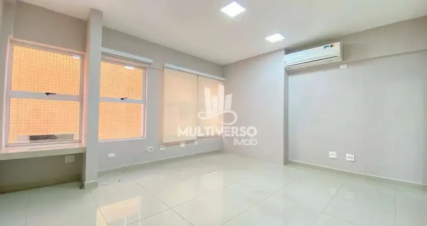 Sala Comercial à venda, no bairro Embaré em Santos