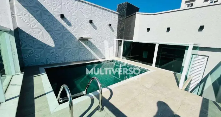 Casa sobreposta alta com 3 suítes piscina e churrasqueira no Boqueirão em Santos