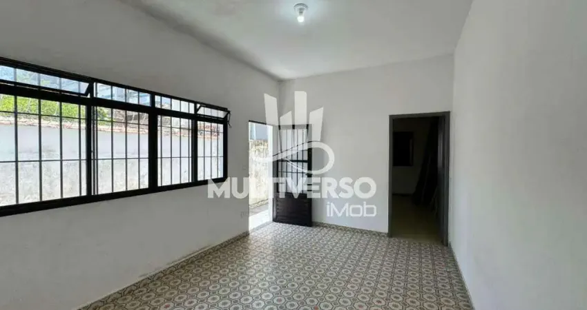 Casa exclusiva à venda em praia grande (aviação) – 2 dorms, 1 suíte, 4 vagas