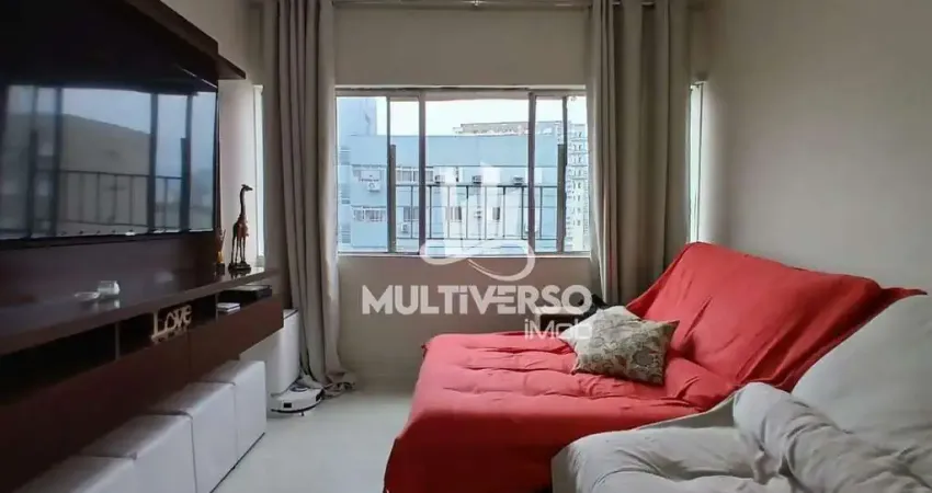 Apartamento 02 dormitórios com vaga demarcada e elevador na encruzilhada - santos