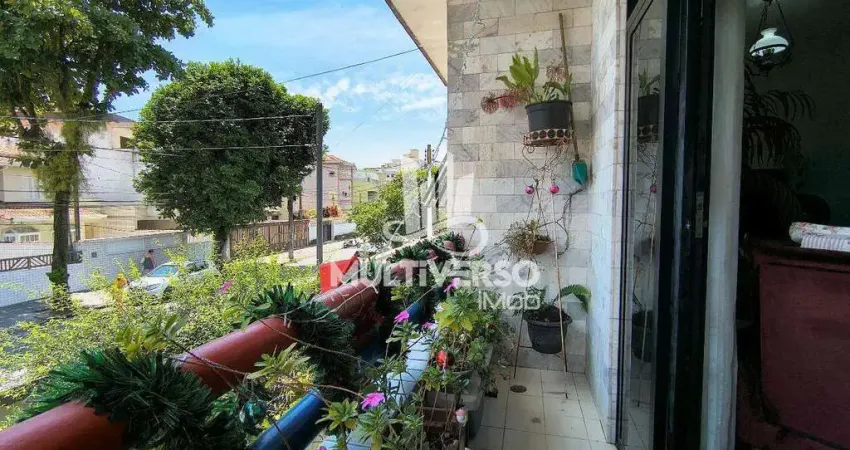 Sobreposta alta de 183 m2 com 03 quartos mais dependência no embaré