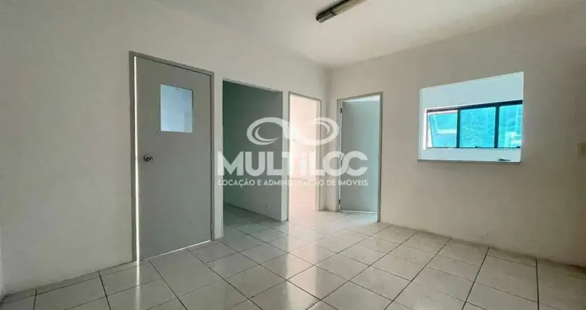 Sala Comercial para aluguel, no bairro Vila Mathias em Santos