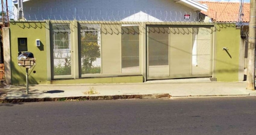 Casa com 3 quartos à venda na Vila Camargo, Bauru 