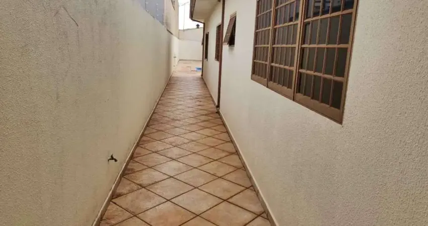 Casa com 3 quartos à venda no Jardim América, Bauru 