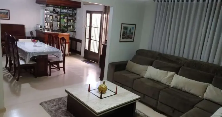 Casa com 3 quartos à venda no Jardim América, Bauru 