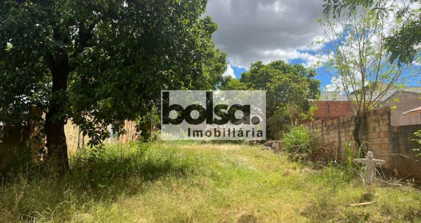 Terreno à venda no Jardim Prudência, Bauru 