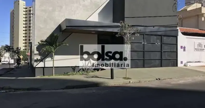 CLINICA ALUGADA COM CONTRATO DE 3 ANOS ! ! VALOR DO ALUGUEL R$ 6.700