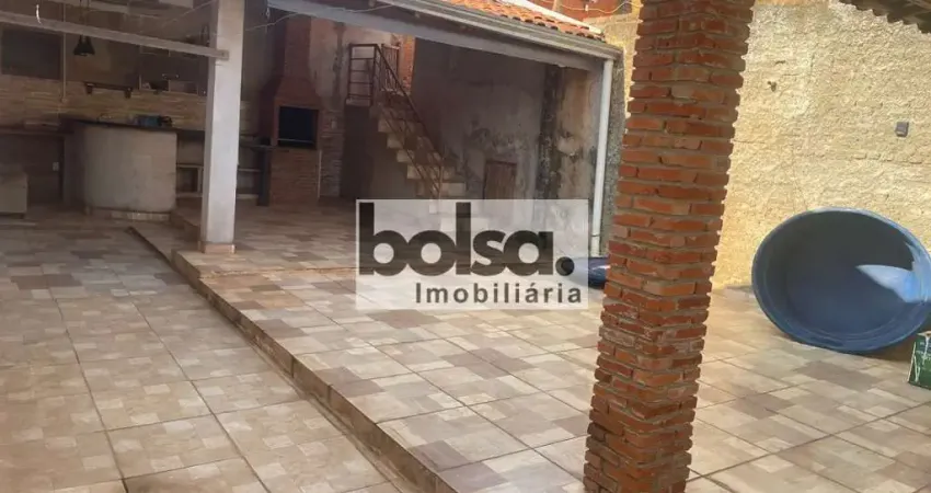 Casa com 5 quartos à venda no Jardim da Grama, Bauru 