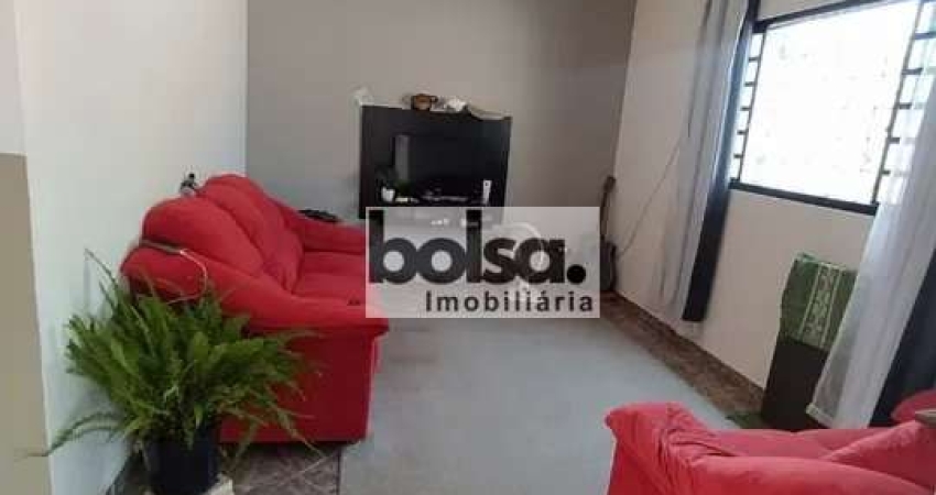 Casa com 3 quartos à venda na Vila Industrial, Bauru 