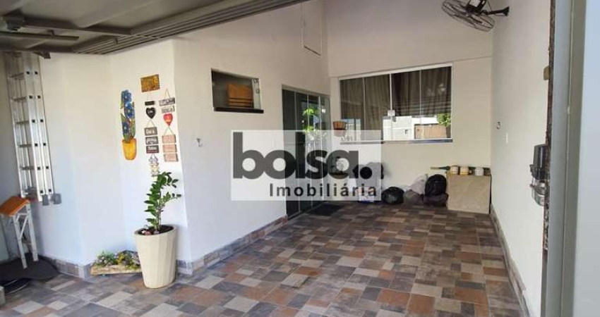 Casa com 2 quartos à venda no Núcleo Habitacional Mary Dota, Bauru 
