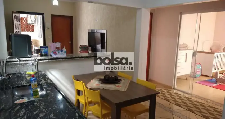 Casa com 3 quartos à venda no Jardim Bela Vista, Bauru 